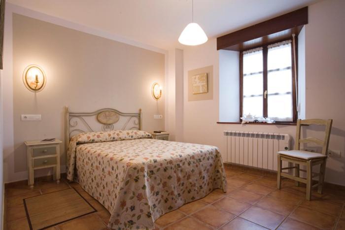 Hotel La Fonda de Bustio Extérieur photo