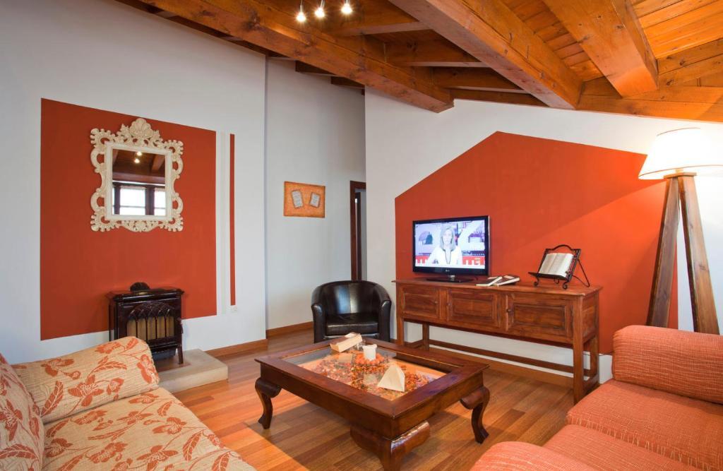 Hotel La Fonda de Bustio Extérieur photo